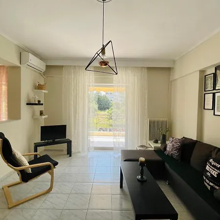 Wildcalypso-2- Bedrooms Fully Equipped With Private Parking