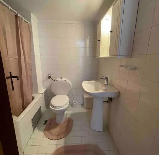 Wildcalypso-2- Bedrooms Fully Equipped With Private Parking Appartement *