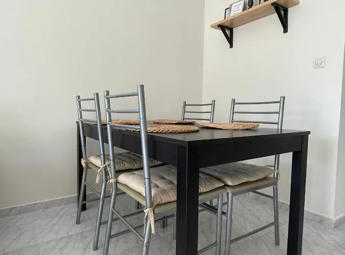 Wildcalypso-2- Bedrooms Fully Equipped With Private Parking Appartement Peraía